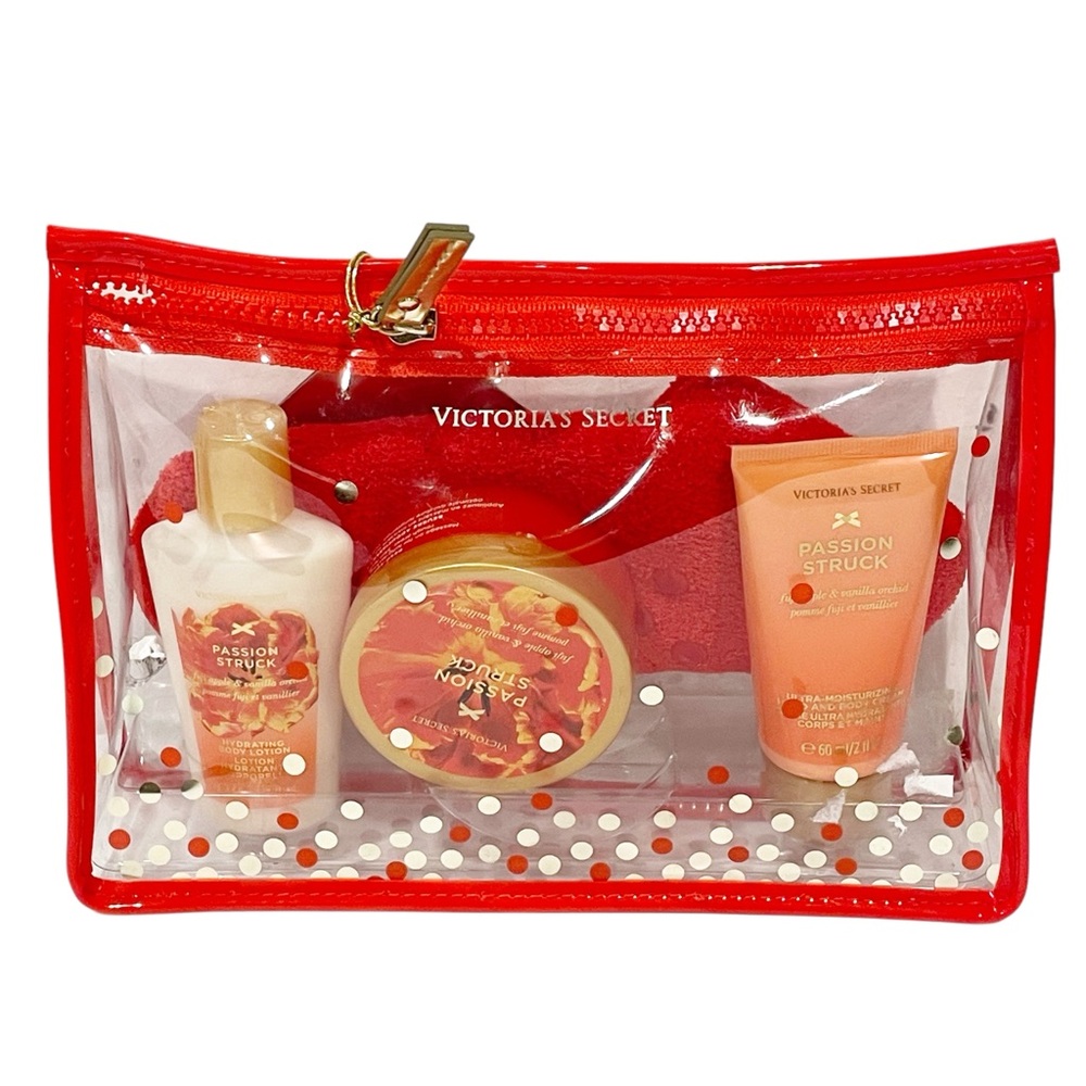 Victoria's Secret Passion Stuck Lets Get Cozy Bedtime Beauty Kit Skincare‎ NEW